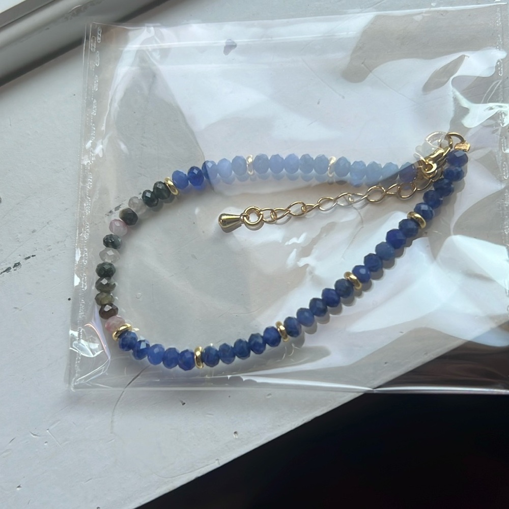 Bracelet - Picture 1 of 2